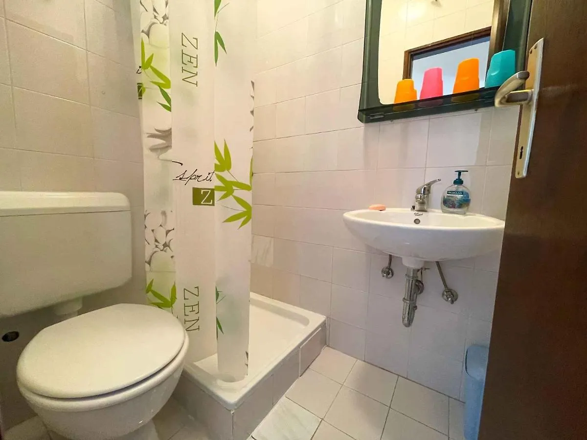 Apartments In Jadranovo 42257 Croatia
