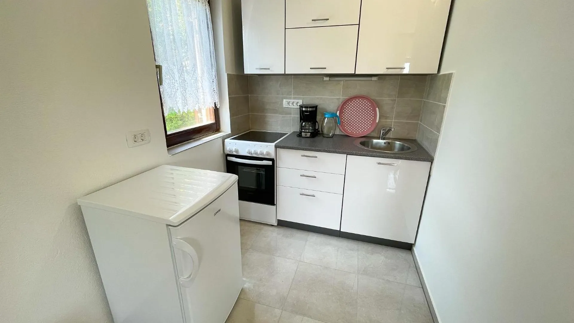 Apartments In Jadranovo 42257