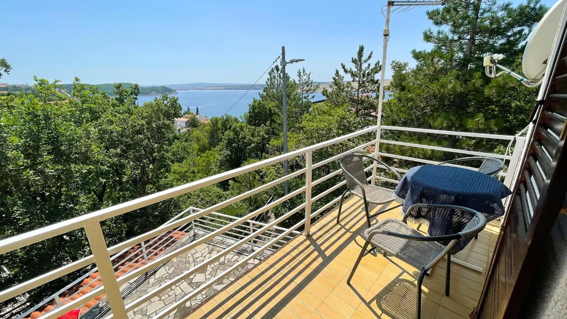 Apartments In Jadranovo 42257 Croatia